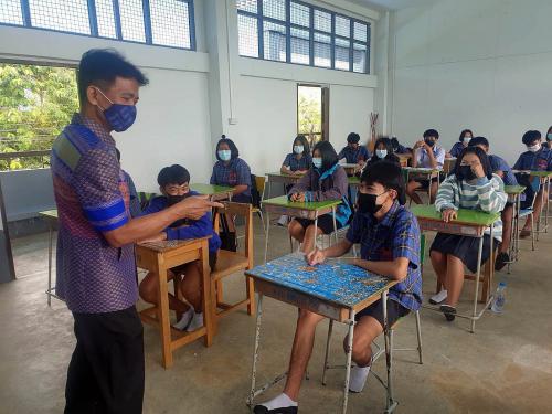 สพป.หนองคาย เขต 1  ดำเนินการนิเทศ ติดตามการจัดการเรียนการสอนโรงเรียนบ้านเทานาบอน ในสถานการณ์แพร่ระบาดของเชื้อไวรัสโคโรนา 19 (COVID – 19)