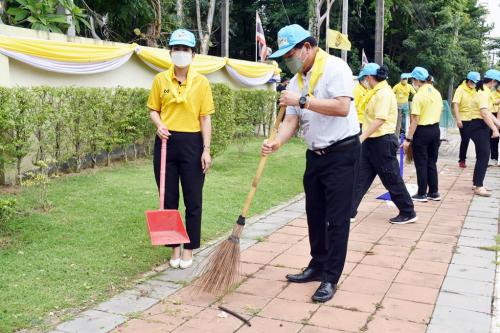 สพป.หนองคาย เขต 1 ดำเนินกิจกรรมจิตอาสาพัฒนาเนื่องในโอกาสวันฉัตรมงคล ประจำปีพุทธศักราช 2565