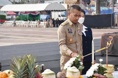 สพป.หนองคาย เขต 1 ร่วมพิธีบวงสรวงและวางพวงมาลาอนุสาวรีย์ปราบฮ่อ จังหวัดหนองคาย 