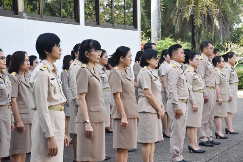 สพป.หนองคาย เขต 1 ดำเนินกิจกรรมหน้าเสาธง เคารพธงชาติ สวดมนต์ไหว้พระ